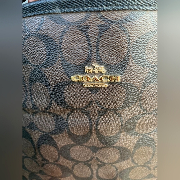 Coach City Tote Bag - Picture 2 of 9